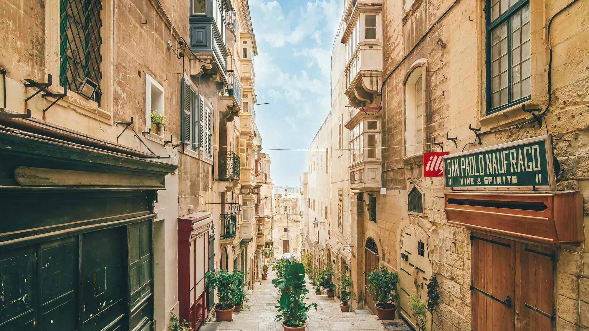 Un ponte immobiliare tra Malta e Sicilia